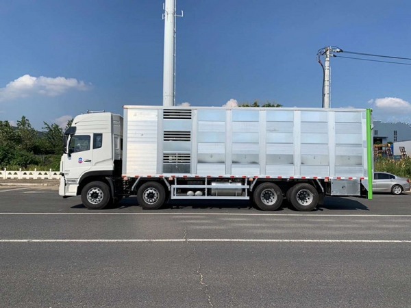 神綠SLV5310CCQD6畜禽運輸車（9.6米）