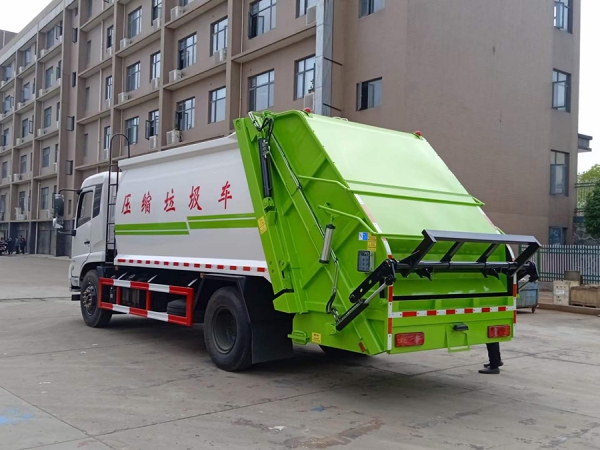 東風(fēng)天錦14方壓縮垃圾車(chē)