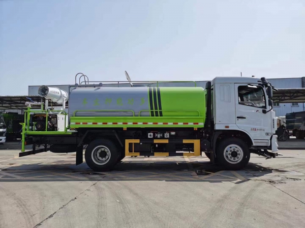 東風(fēng)華神F5多功能抑塵車(12方)