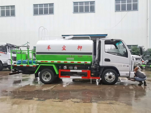 凱馬藍(lán)牌多功能抑塵車